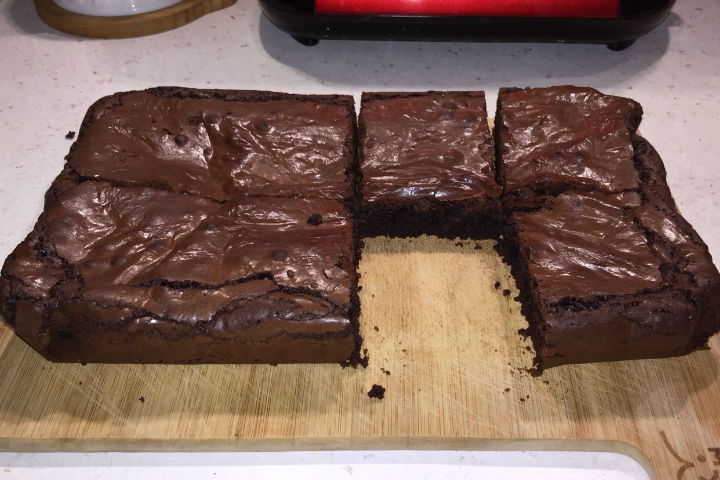 Bitter Çikolatalı Brownie