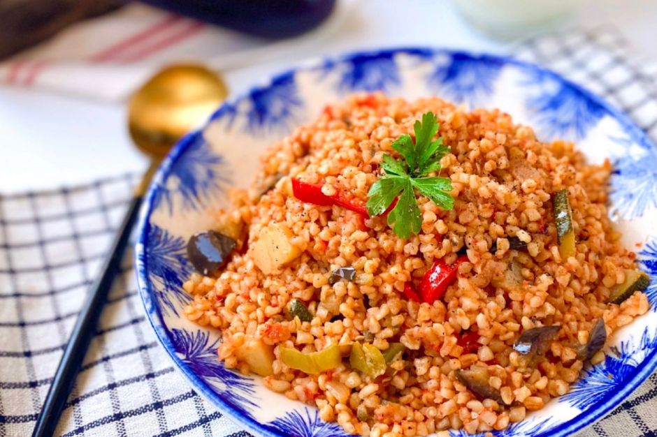 Bol Sebzeli Bulgur Pilavı