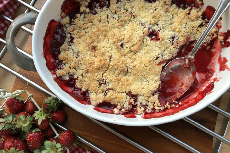 Çilekli Crumble