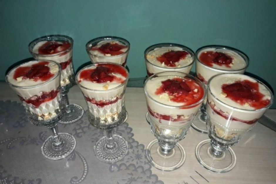 Çilekli Manolya