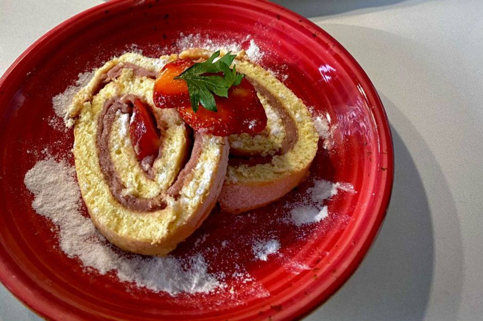 Çilekli Swiss Roll