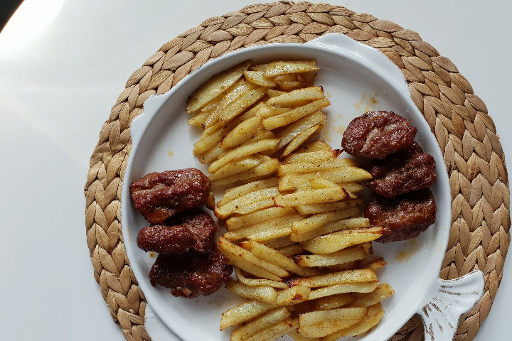 Fırında Köfte ve Patates