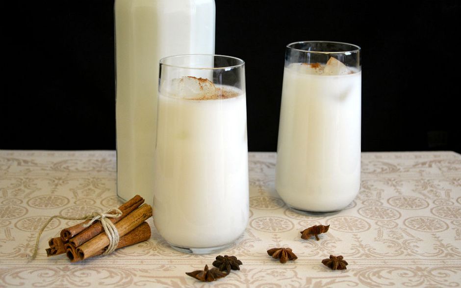 Agua de Horchata (Meksika Salebi)