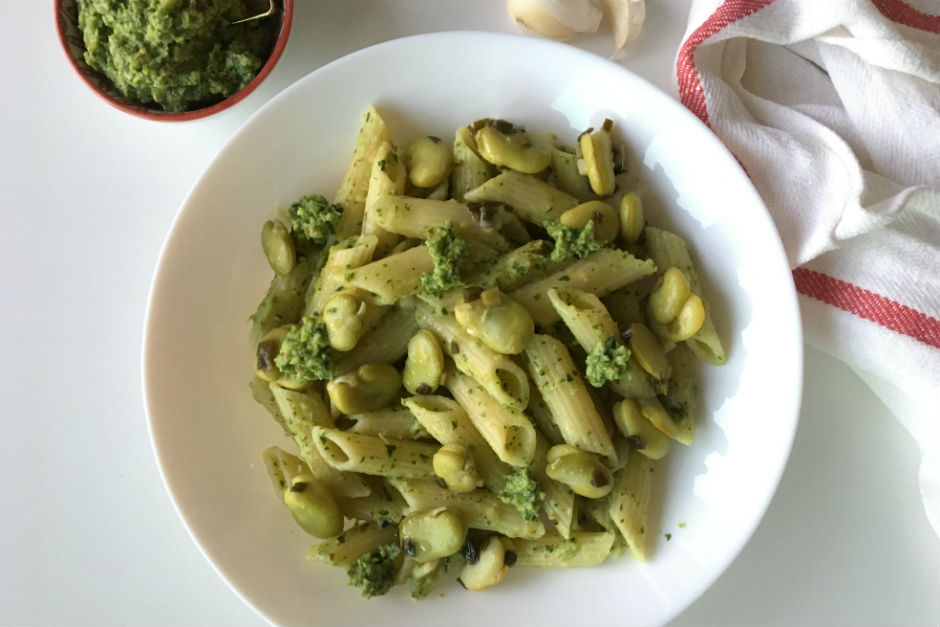 Pesto Soslu İç Baklalı Makarna