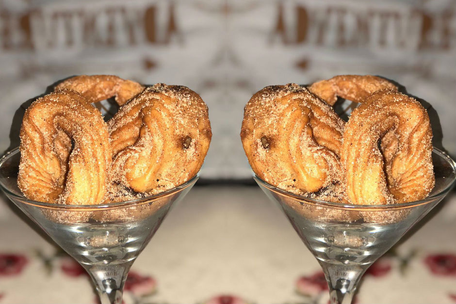 İçi Çikolatalı Churros
