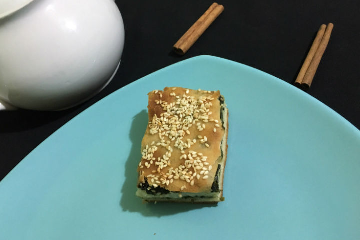 Ispanaklı Peynirli Börek