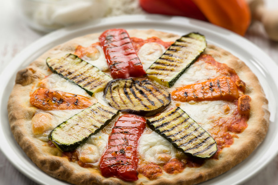 Izgara Sebzeli Pizza
