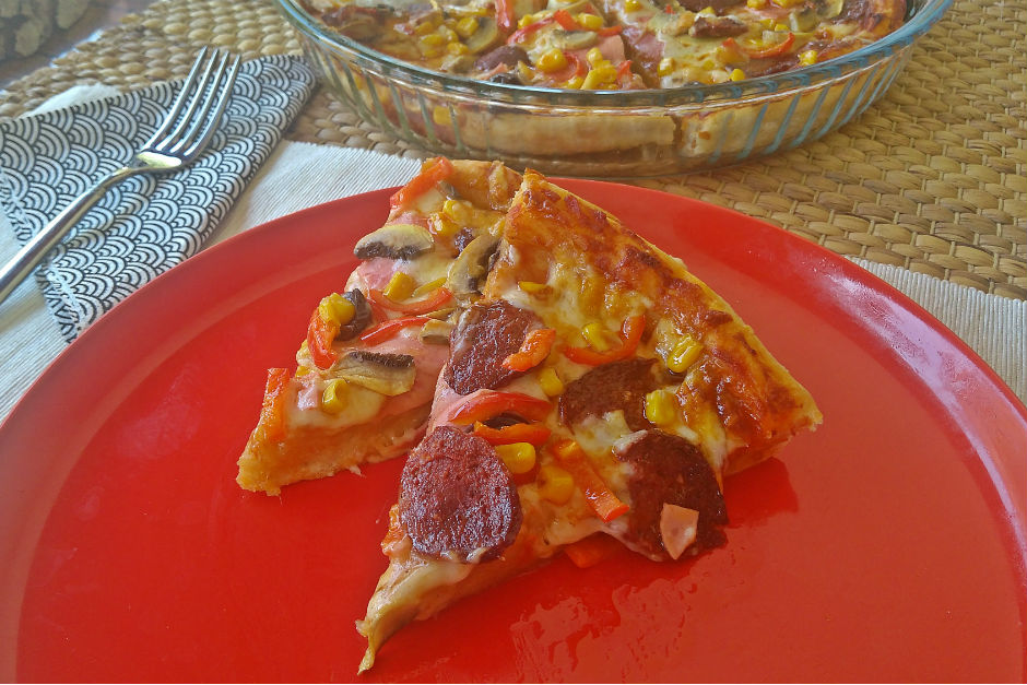 Ekmek Hamurundan Kolay Pizza