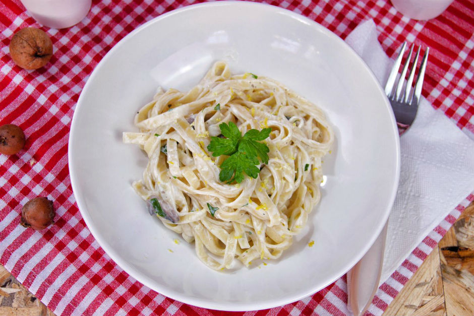 Kremalı Mantarlı Fettucine