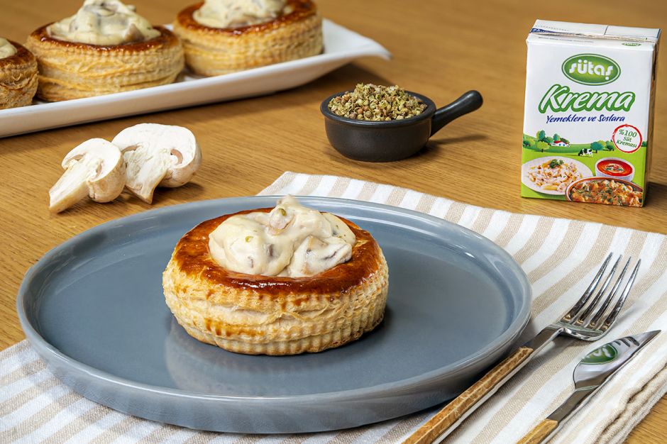 Kremalı Mantarlı Milföy Çanakları