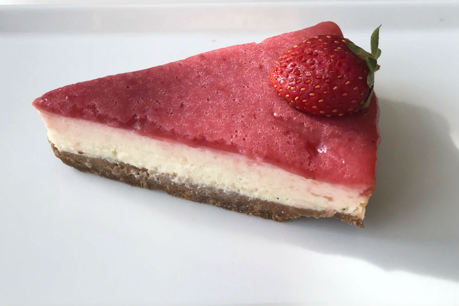 Kremasız Çilekli Cheesecake