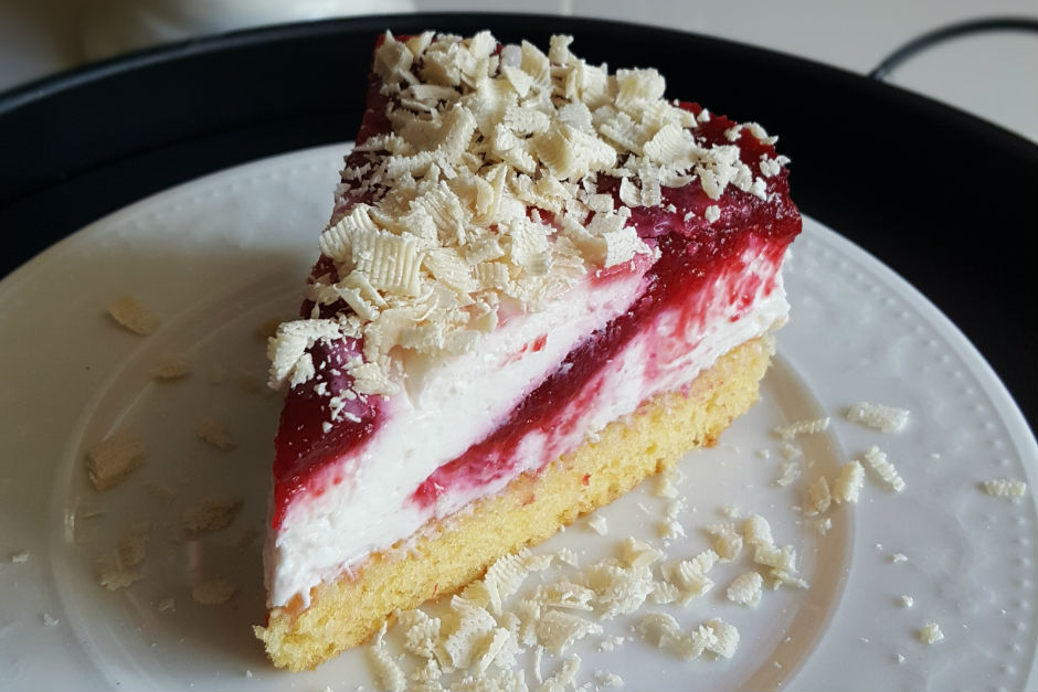 Pişmeyen Vişneli Cheesecake