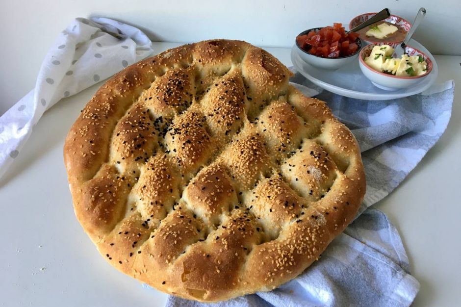 Ev Yapımı Ramazan Pidesi