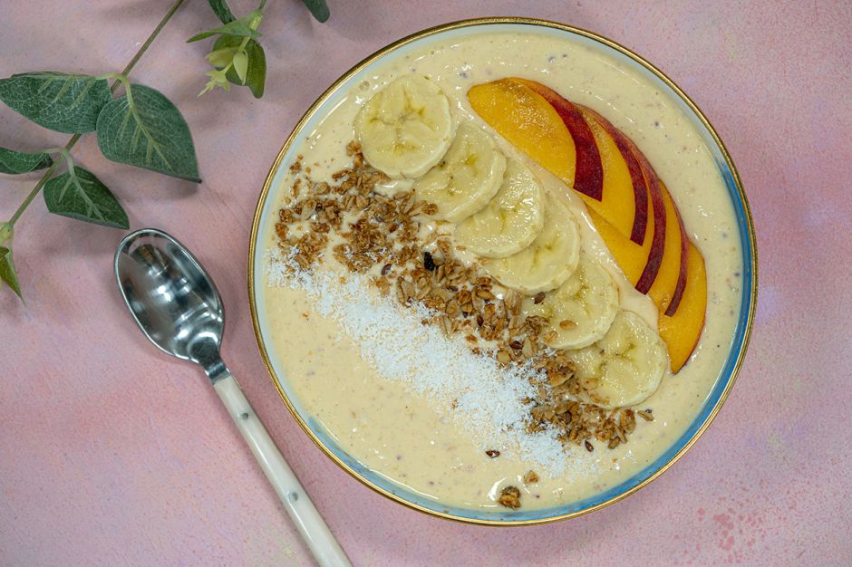 Şeftalili Smoothie Bowl