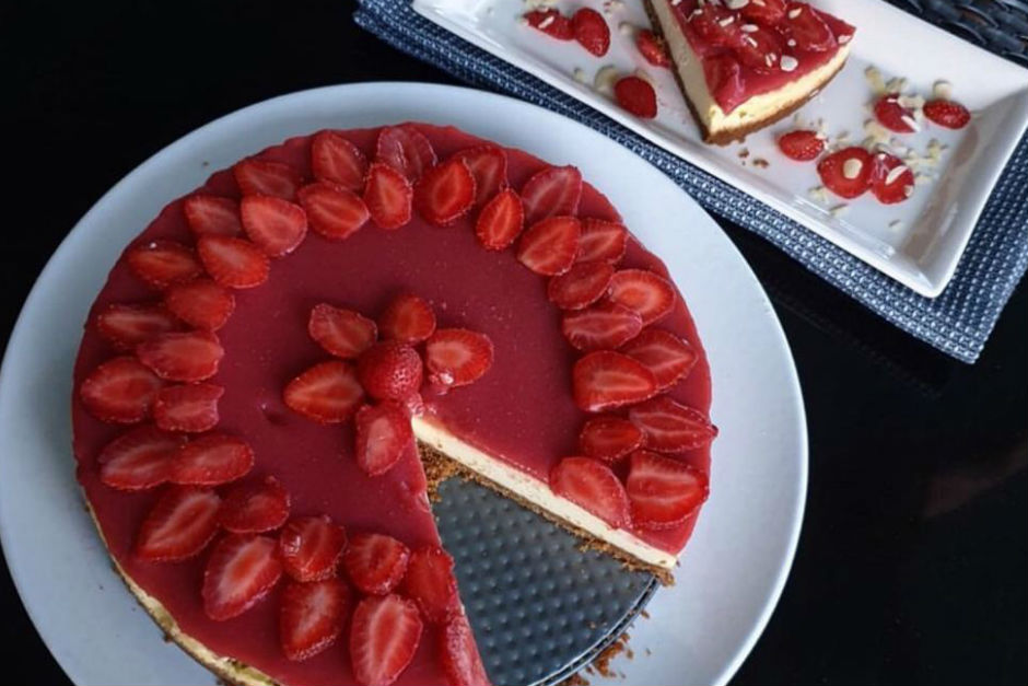 Çilekli Şekersiz Cheesecake