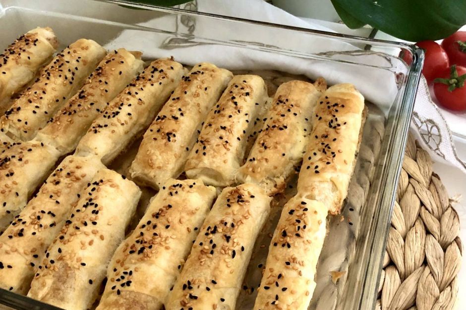 Soda Banyolu Peynirli Börek