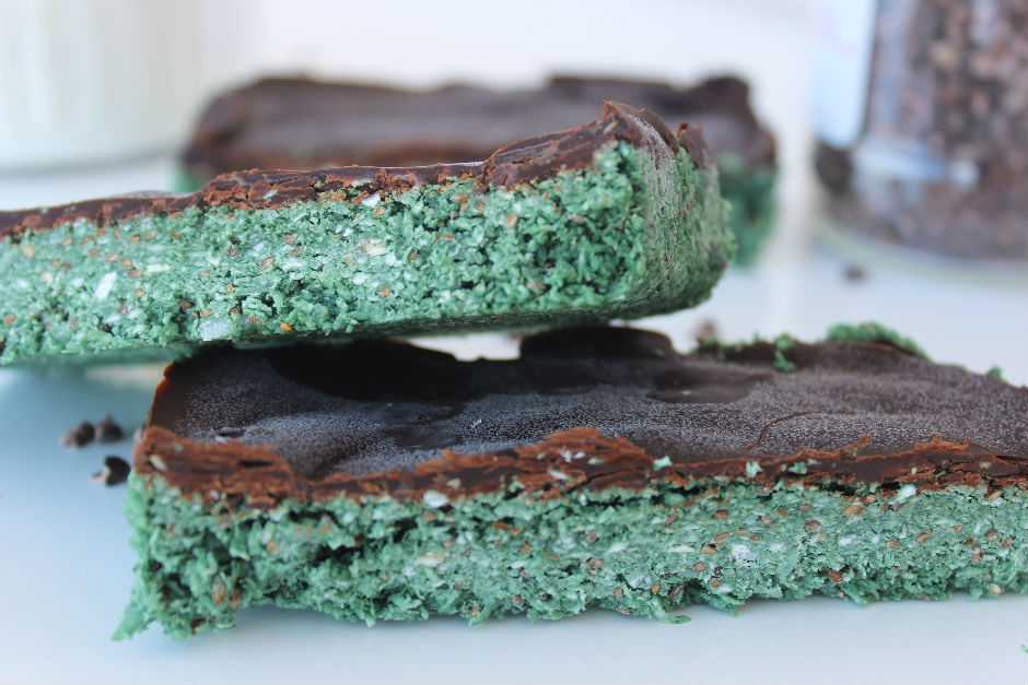 Spirulinalı Pişmeyen Kurabiye