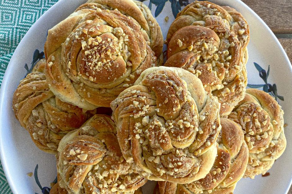 Tahinli Çörek