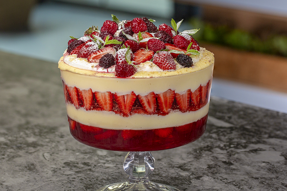 Bisküvili Pudingli Trifle