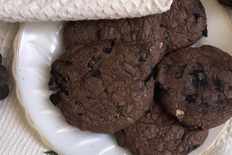 Triple Chocolate Cookie