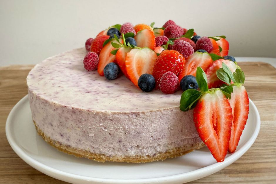 Yaban Mersinli Cheesecake