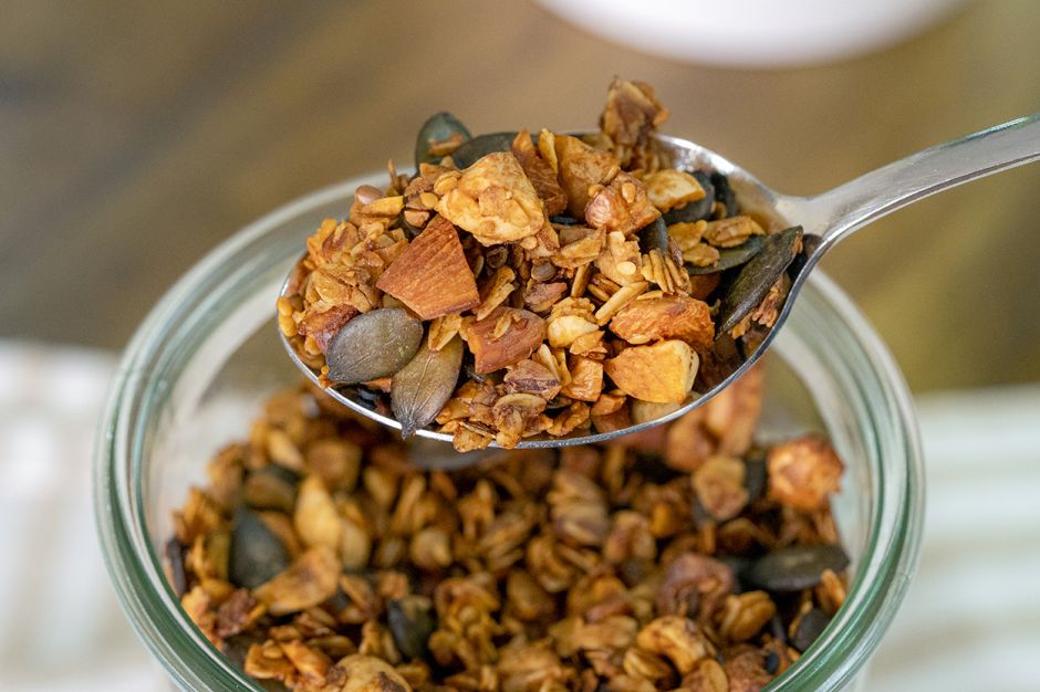 Tuzlu Granola